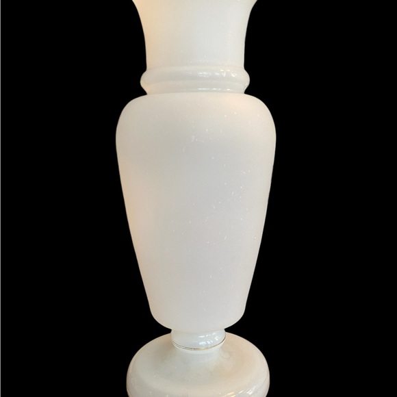 Antique Victorian Bristol Glass Vase - Picture 10 of 14